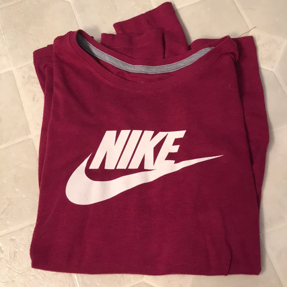NIKE Magenta Long Sleeve